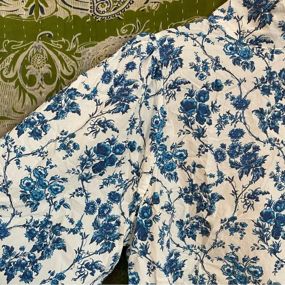 Meadows x Free People Big Blue Floral Carnation Turtleneck Blouse Size 6